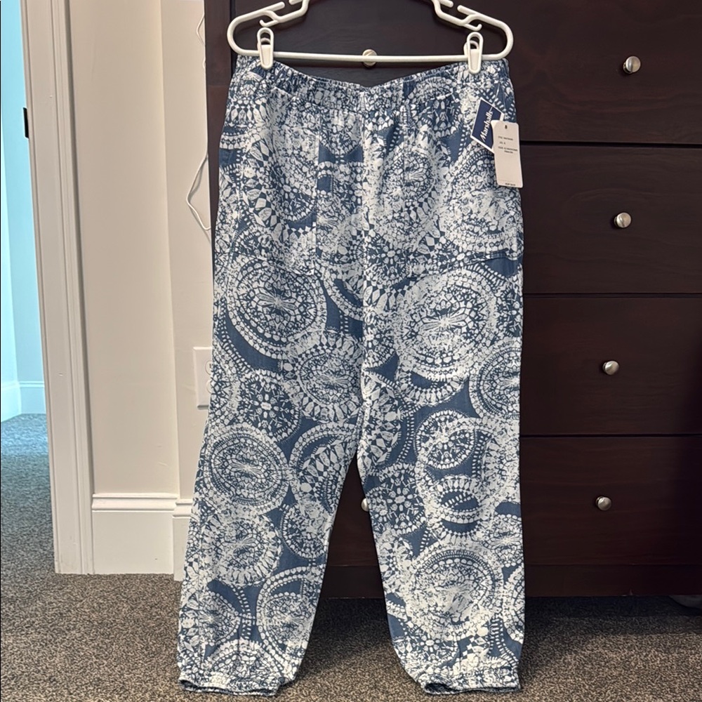 Women’s Blue Patterned Pants